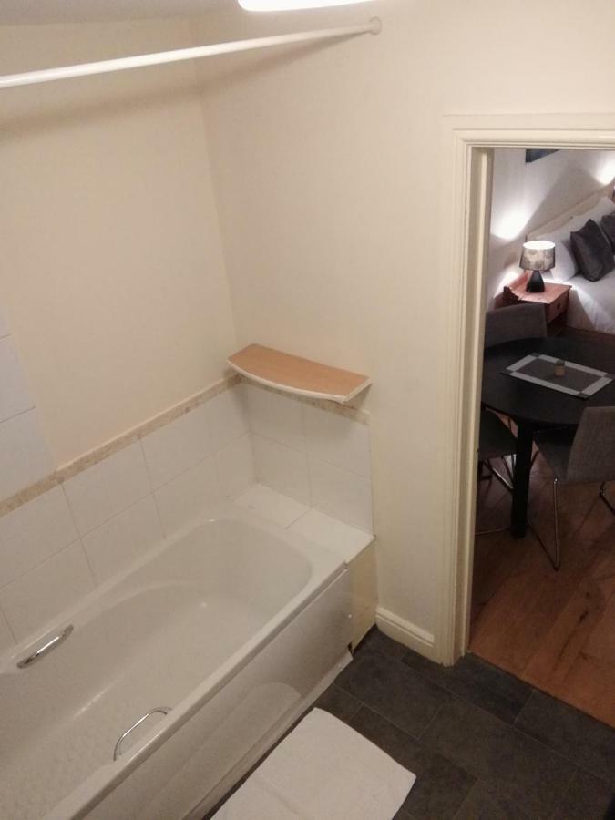 Apartment Metrolets 2